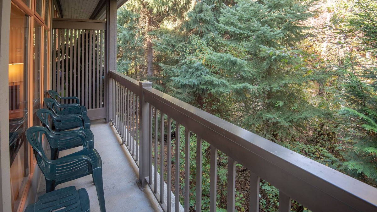 Village North Cabin | 2 BR @ Village North w/Heated Pool & Renovated Kitchen