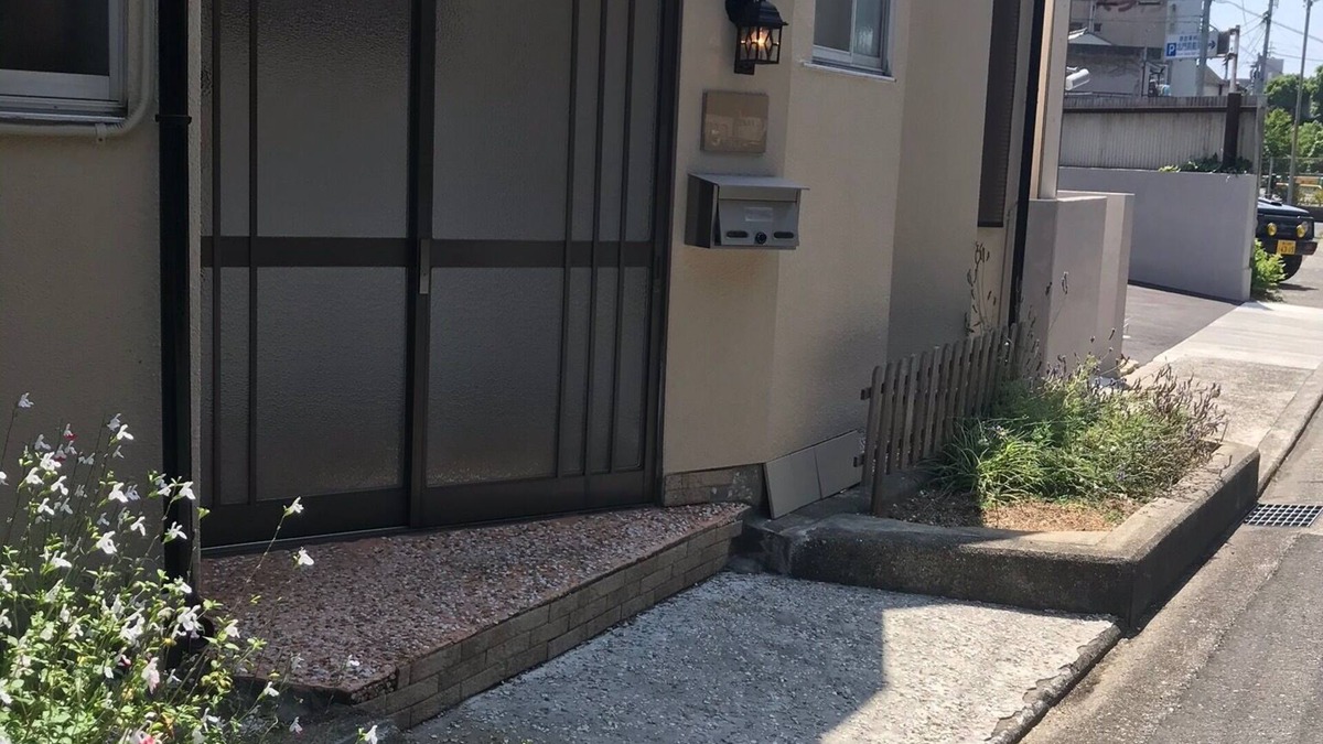 Nakano Cho House | 2 buildings 11 people station square 3 minutes /Takamatsu Kagawa