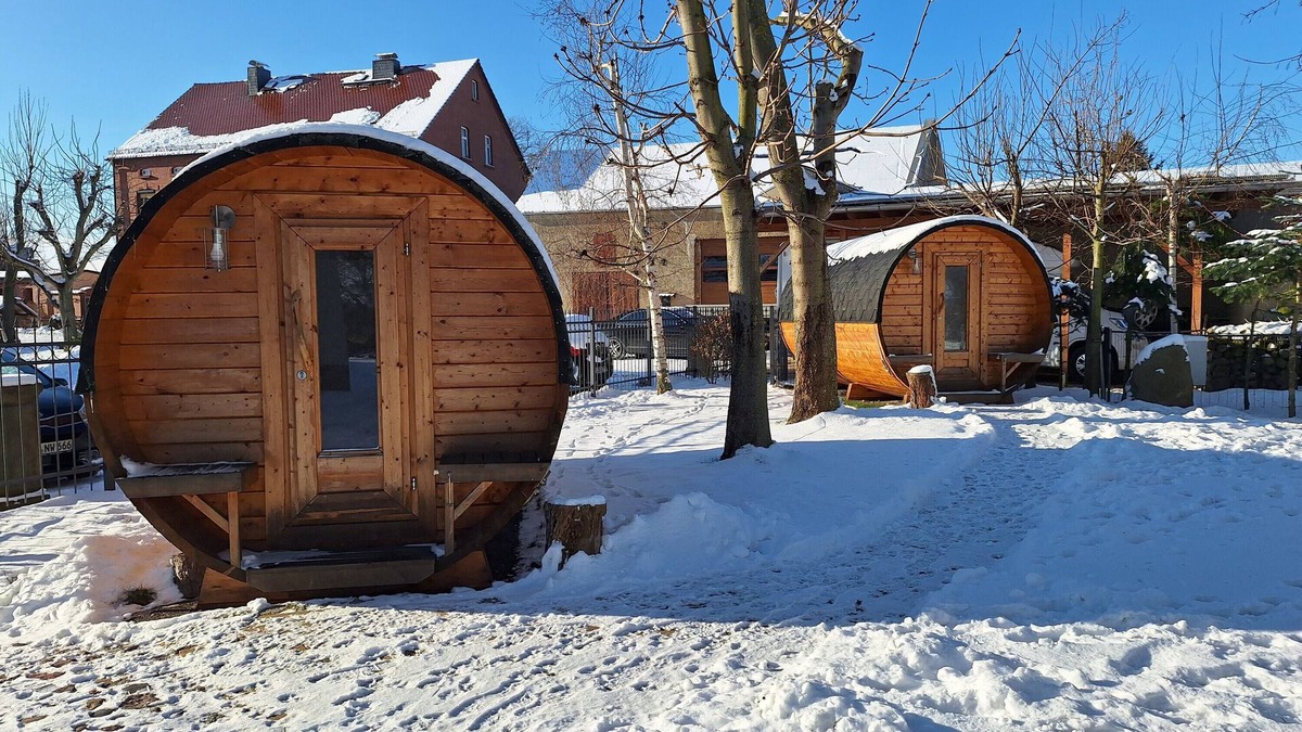 Krostitz RV Rental | 2 Camping Barrels for 4 People with Shared Garden and Wi-Fi
