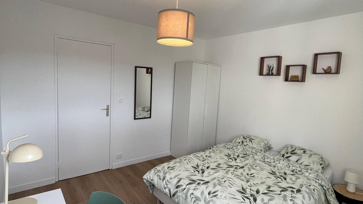 Elbeuf Apartment | 2 chic and spacious bedrooms in a 99m2 apartment