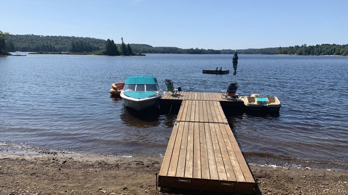 Algonquin Highlands Cottage | 2 Cottages on Oxtongue Lake, hot tub, next to Algonquin Park, 700 ft waterfront, 2.6 acres