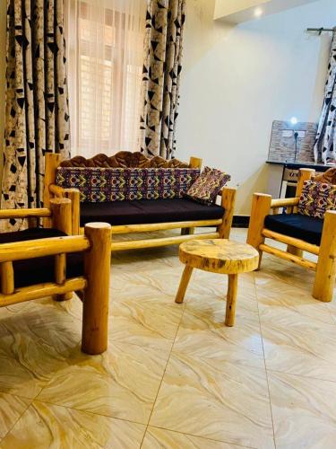 Masaka House | 2 Envubu Cottage - Benanda Forest Resort
