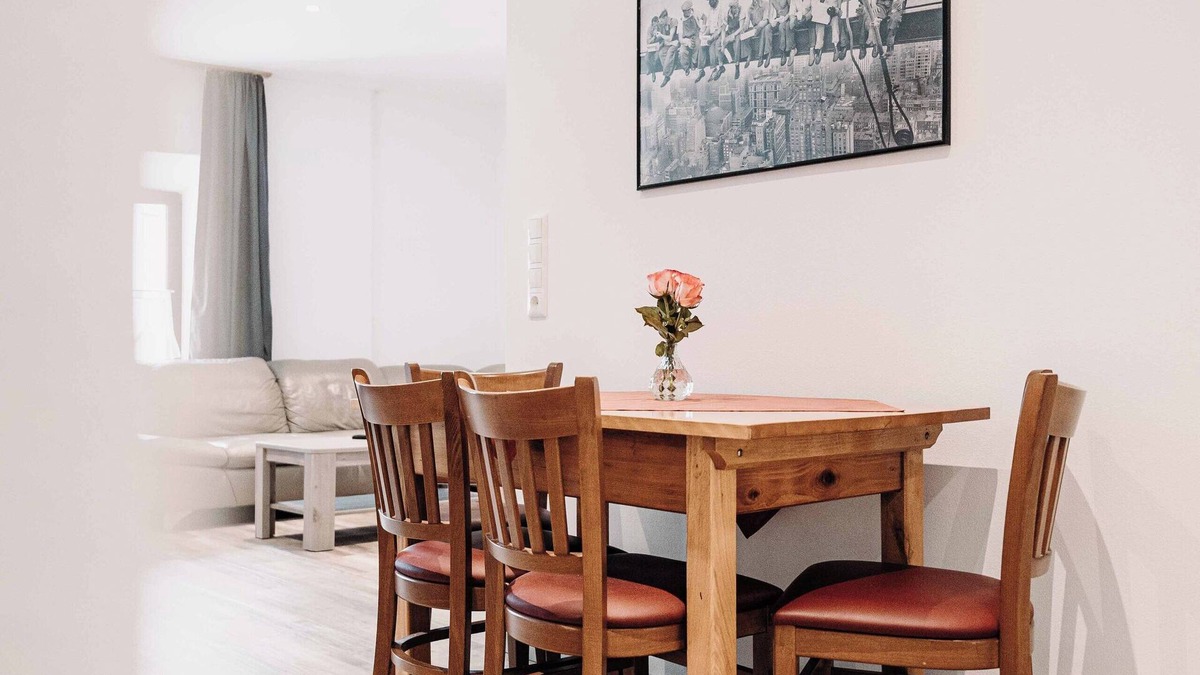 Laufen Apartment | 2 Ferienwohnung 65 qm bis 6 Personen, 2 Schlafzimmer