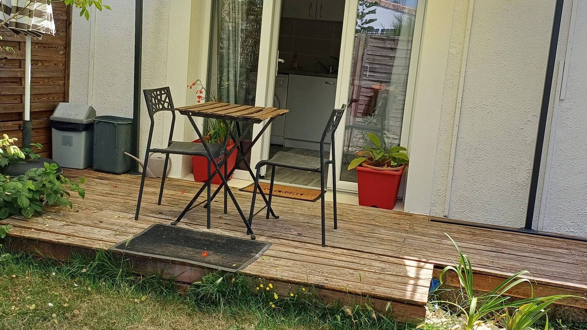 Nieul-sur-Mer Apartment | 2* furnished studio - La Maison aux Mille Roses