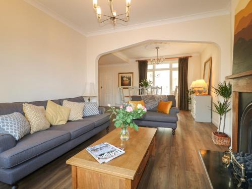 Melton Mowbray House | 2 Gladstone Avenue