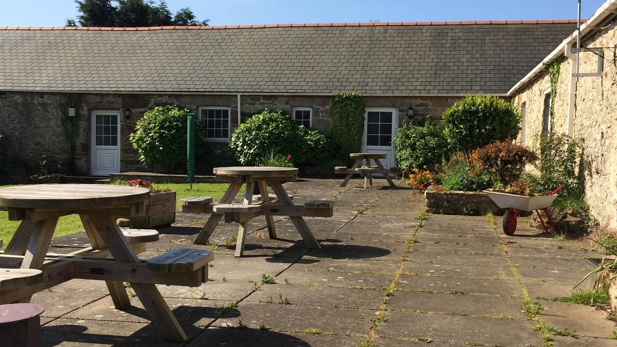 Bodorgan Cottage | 2 Glantraeth Farm Cottage