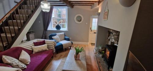 Sleaford House | 2 Guests - Pet Friendly Stone Cottage in Sleaford