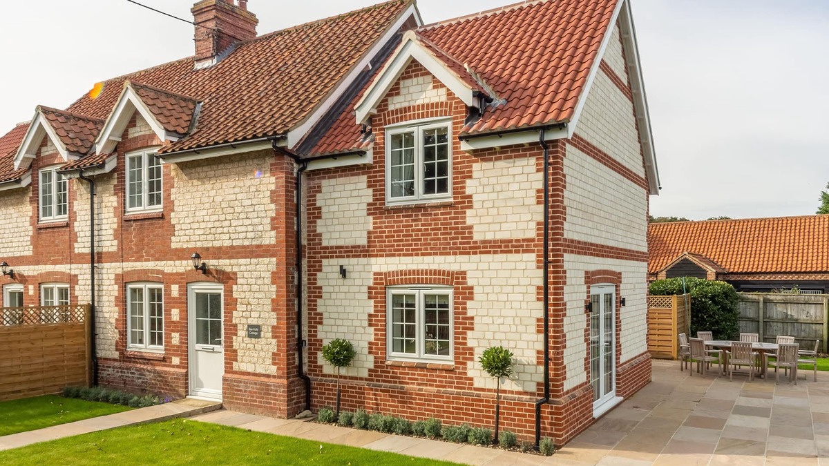 Thornham Apartment | 2 Hall Lane Cottages, Thornham, Norfolk