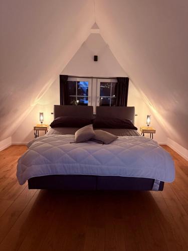 Wettingen Bed & Breakfast | 2 Home
