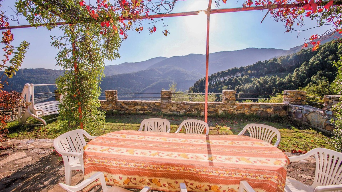 Buti House | 2 houses with private pool 20km from Pisa, Lucca and 30 from the sea