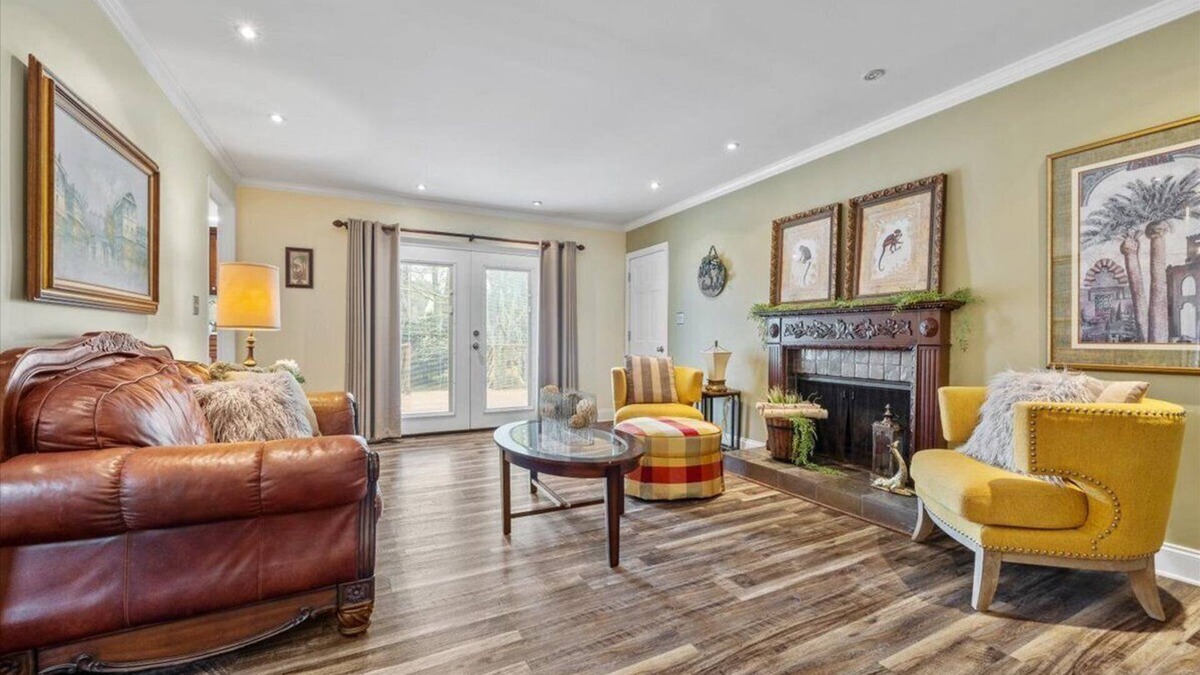Peachtree City House | 2 King Beds , 8 miles to Trilith, Pets friendly, Quiet neighborhood