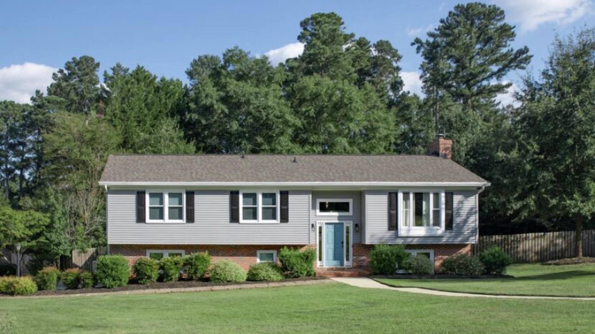 Conestee House | 2 Living Spaces -2800 ft.² -Sleeps 10