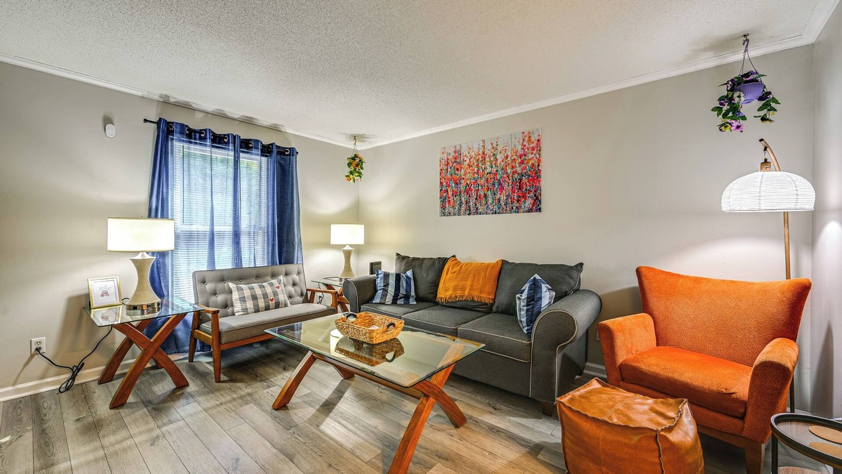 Greenville House | < 2 Mi to ECU & Medical District: Retreat w/Patio