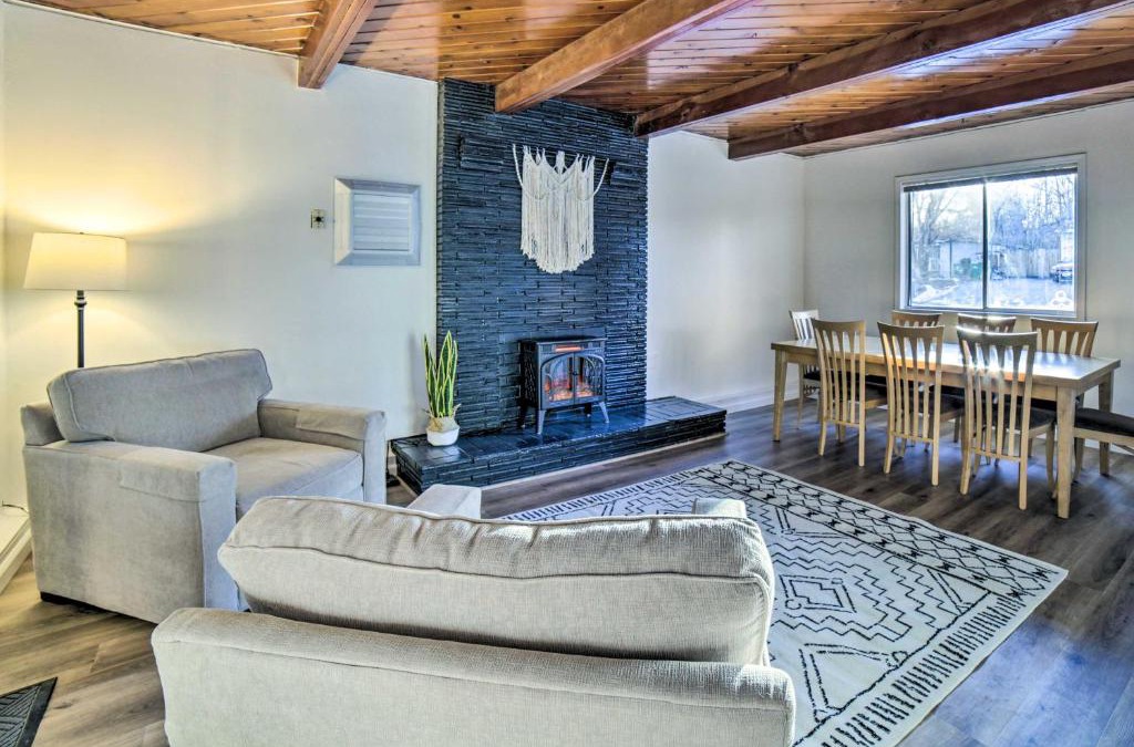 West University House | 2 Mi to Reno Riverwalk Modern Home