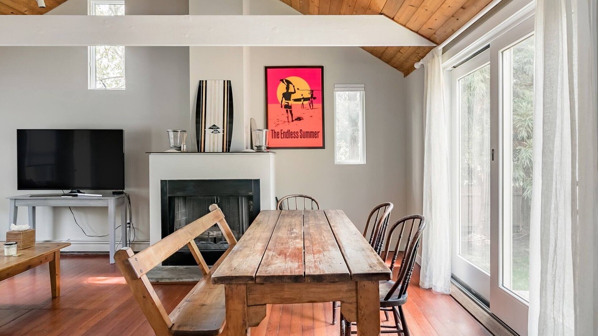 East Hampton North House | 2 miles to Main Beach Zero miles to Tranquility