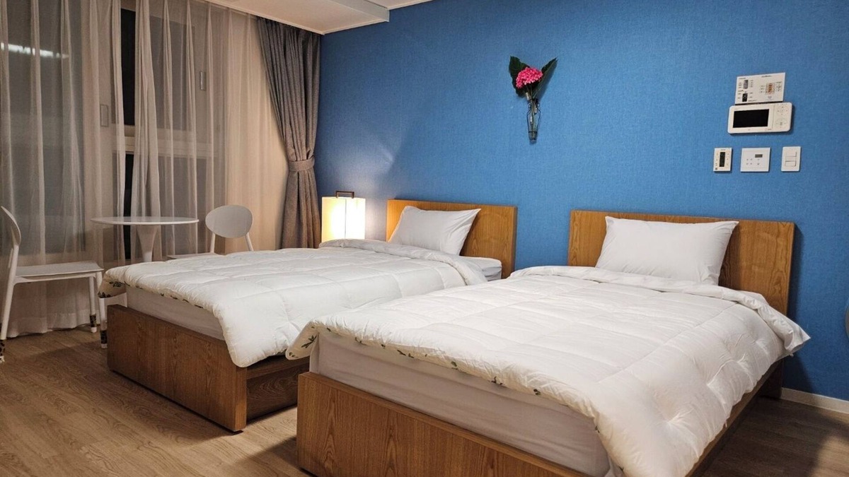 Haeundae Apartment | 2 minutes run to the beach, renewal 1-bedroom apartment in charming Busan WiFi