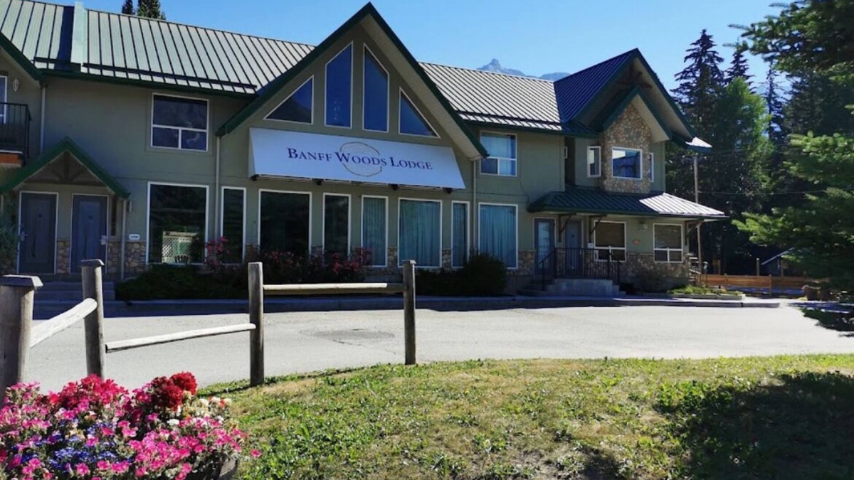 Harvie Heights House | 2 minutes to Banff entry gate! Beautiful Townhouse in Harvie Heights