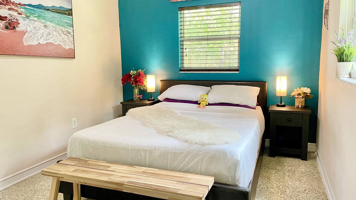 Orlando House | 2 Minutes to Universal Studios Theme Parks - Central, Relaxing and Chic 1BR