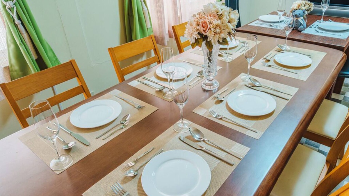 Chuo Apartment | 2 minutes walk from Tamatsukuri Station on JR and Subway lines! Ideal for large families and large groups! 12 semi-double beds