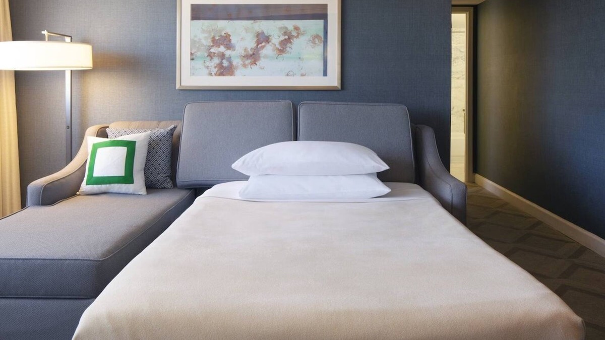 West End Hotel | 2 One Bedroom Suite Units! Pets Allowed, Near White House!