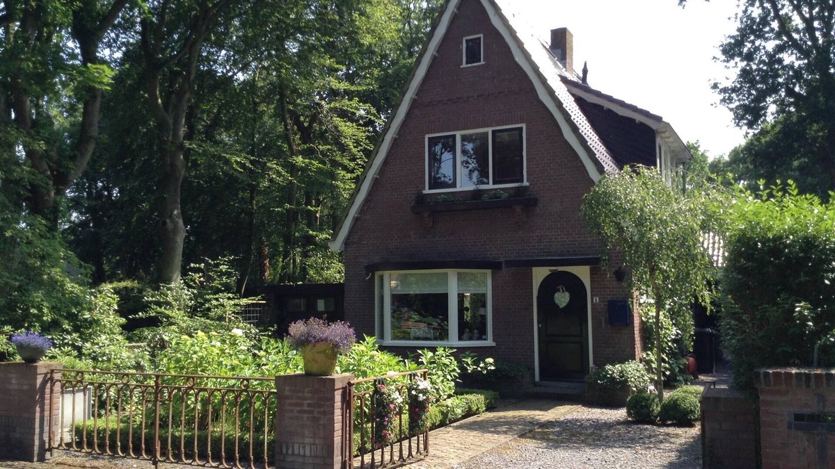 Bergen House | 2 pers. Villa Donja very idyllic. Directly at the forest and near the beach.