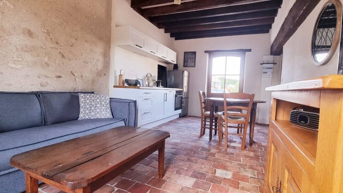 Pruniers-en-Sologne House | 2-person gîte with swimming pool