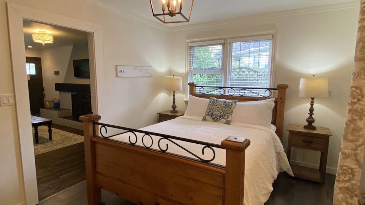 Harrison Hot Springs Hotel | 2 person jacuzzi suite with fireplace and kitchenette
