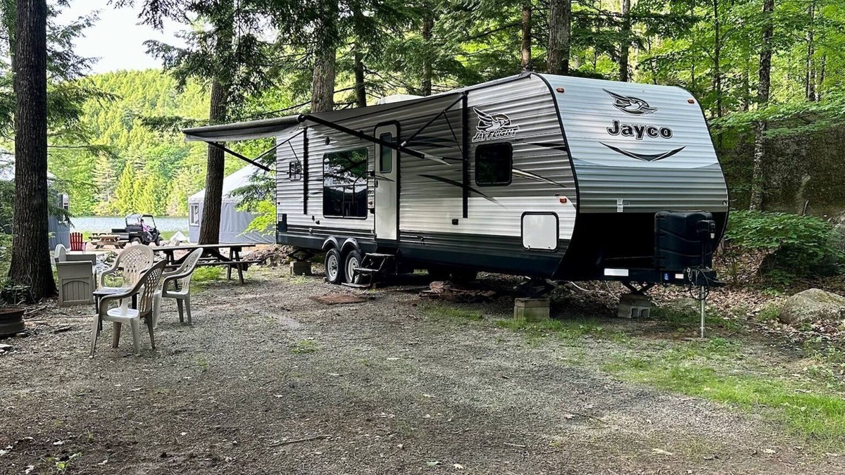 Warrensburg RV Rental | 2-Person RV on private lake with WIFI @ Daggett Lake