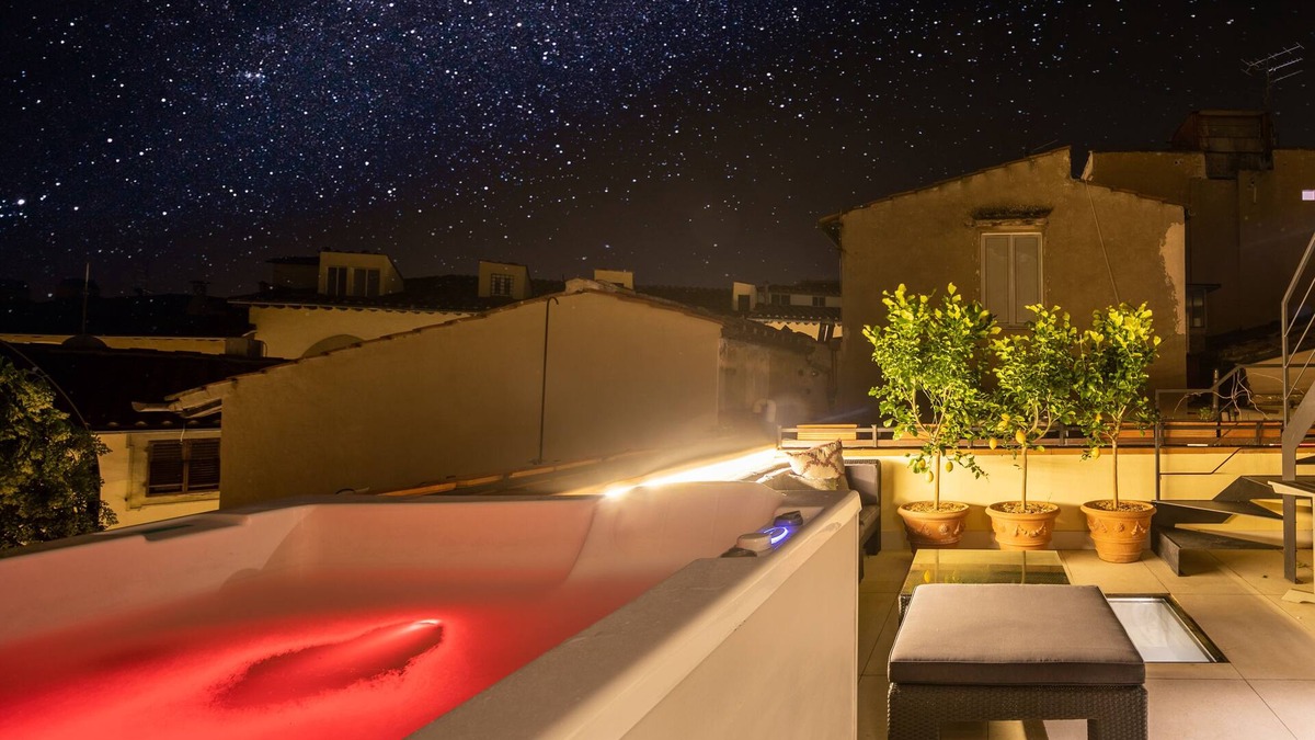 Santa Maria Novella Apartment | 2 Private terraces with a hot tub to die for .Amazing views on the hills !