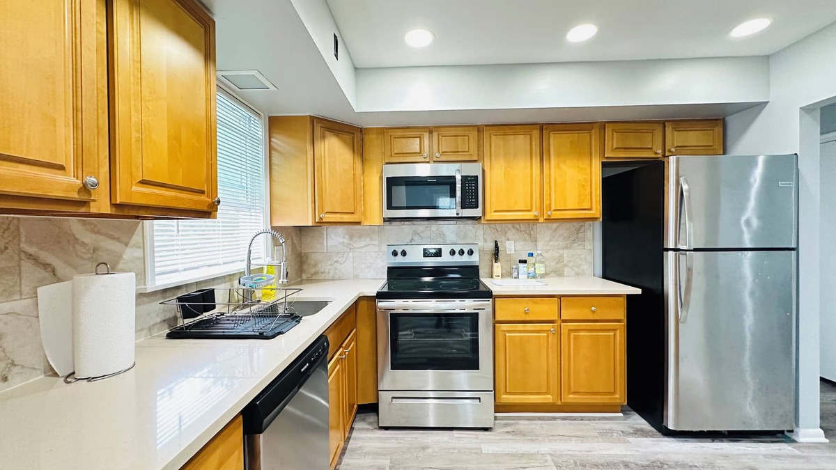 Egg Harbor Township House | 2 Queen Bed Room , Pet allowed , Crib , Egg Harbor township