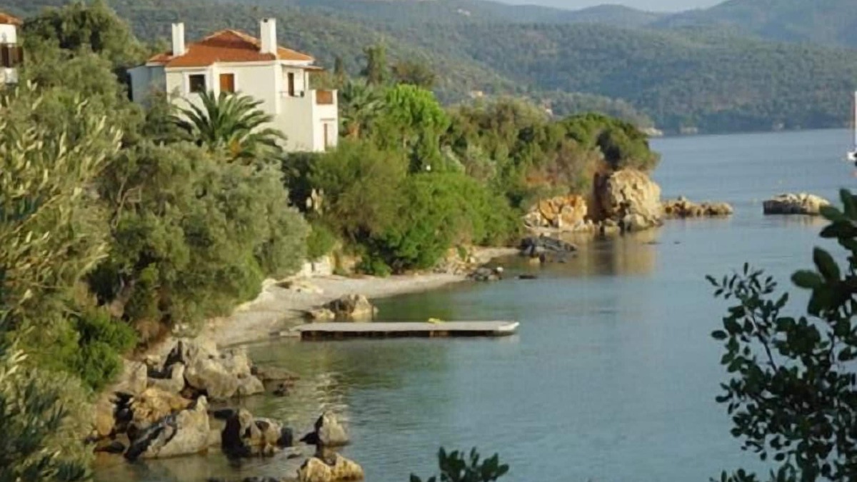 Horto Apartment | 2- room apartment a few steps from the beach with garden