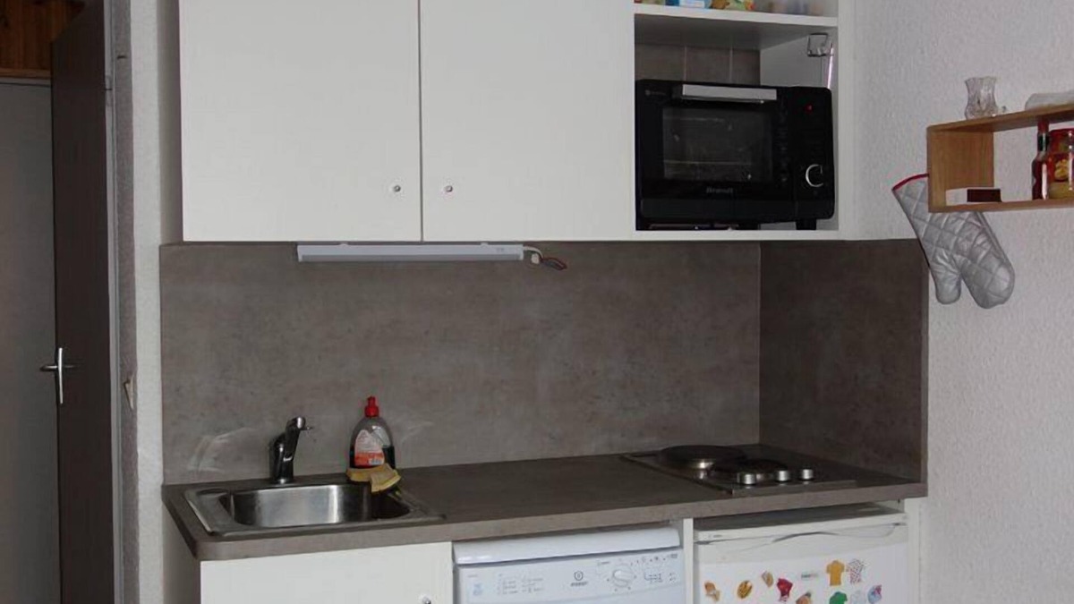 Eclose-Est Apartment | 2-ROOM APARTMENT + MOUNTAIN CORNER-ECLOSE EST