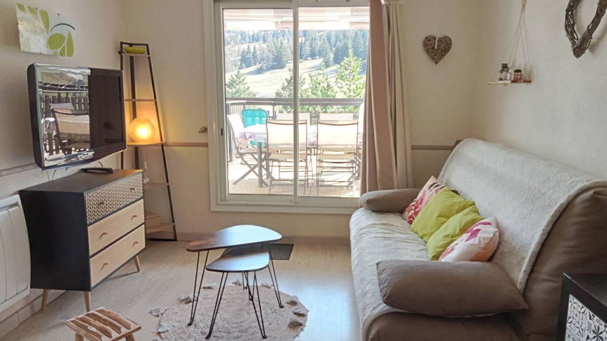 Saint-Etienne-en-Devoluy Apartment | 2-room apartment, sleeps 4, résidence les Issarts