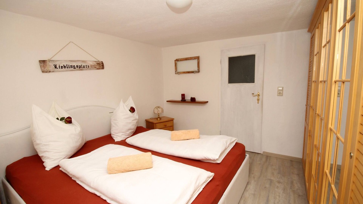 Chursdorf Apartment | 2-room apartment sunrise in the beautiful Muldental