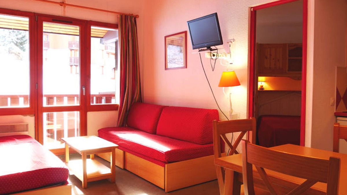Bellentre Apartment | 2-Room Apartment with Balcony, Ski Access, and Free Parking - Montchavin Les Coches
