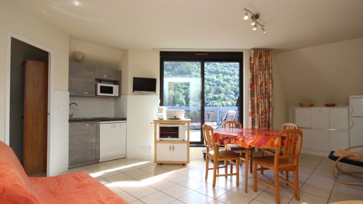 Mont-Dore Apartment | 2-room apartment with terrace, near center