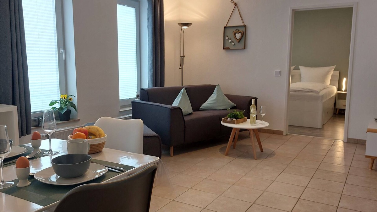 Bad Kreuznach Apartment | 2-room feel-good vacation apartment in the spa area with balcony, elevator, WLAN, smart TV