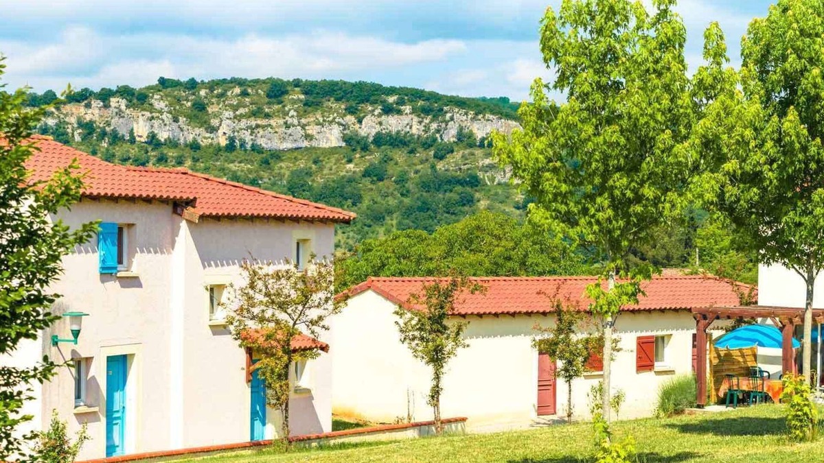 Cajarc House | 2-room maisonette duplex or PMR in residence with swimming pool - (Cajarc/Lot)