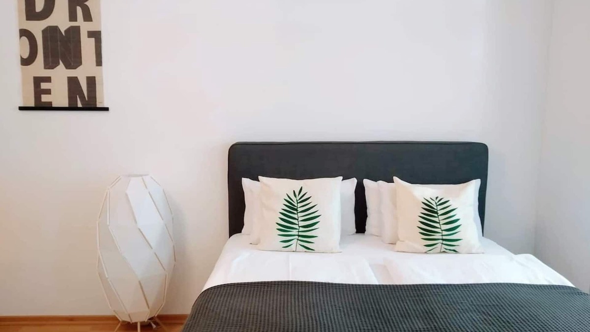 Prenzlauer Berg Apartment | 2 Room Prenzlauer Berg Retreat – Walk to Cafés & Transit | StayBearlin