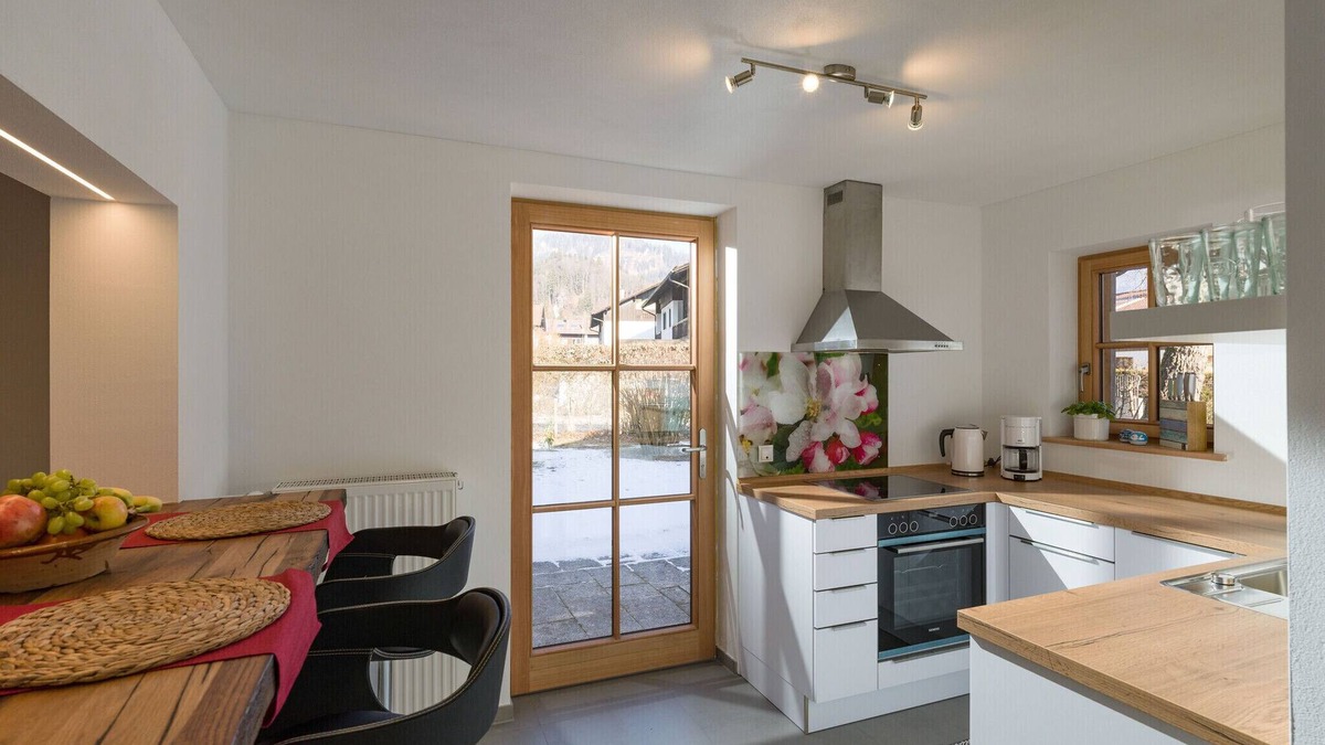 Oberaudorf Apartment | 2-room vacation apartment, 70sqm, 1 bedroom, 2 terraces
