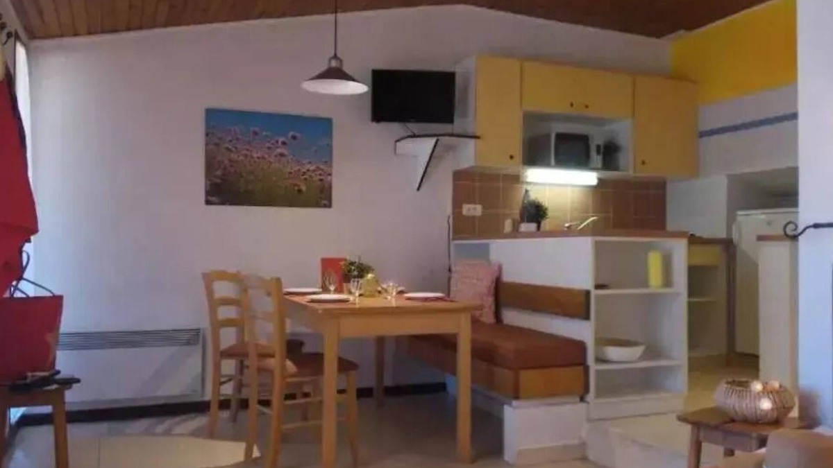 Murs Apartment | 2 Rooms 4 People 1 baby