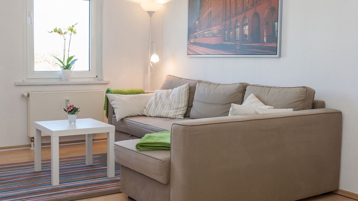 Eutritzsch Apartment | 2 rooms apartment, kitchen, bathroom, balcony, HD TV, WiFi, parking - near zoo, fair