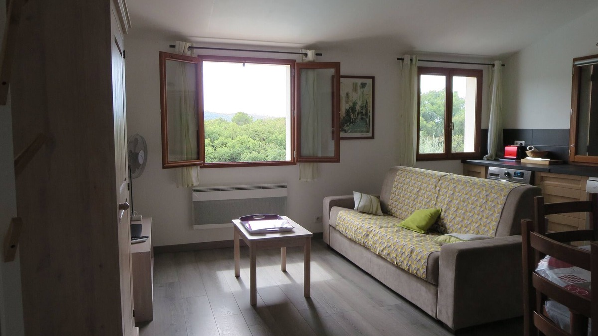 Gattieres Apartment | 2 Rooms Coteaux d'Azur