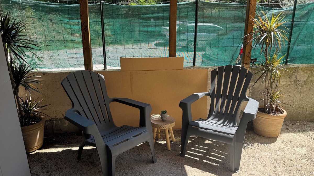 Livron-sur-Drome Apartment | 2 Rooms of 38m2 air-conditioned, Wifi, parking in the heart of Livron