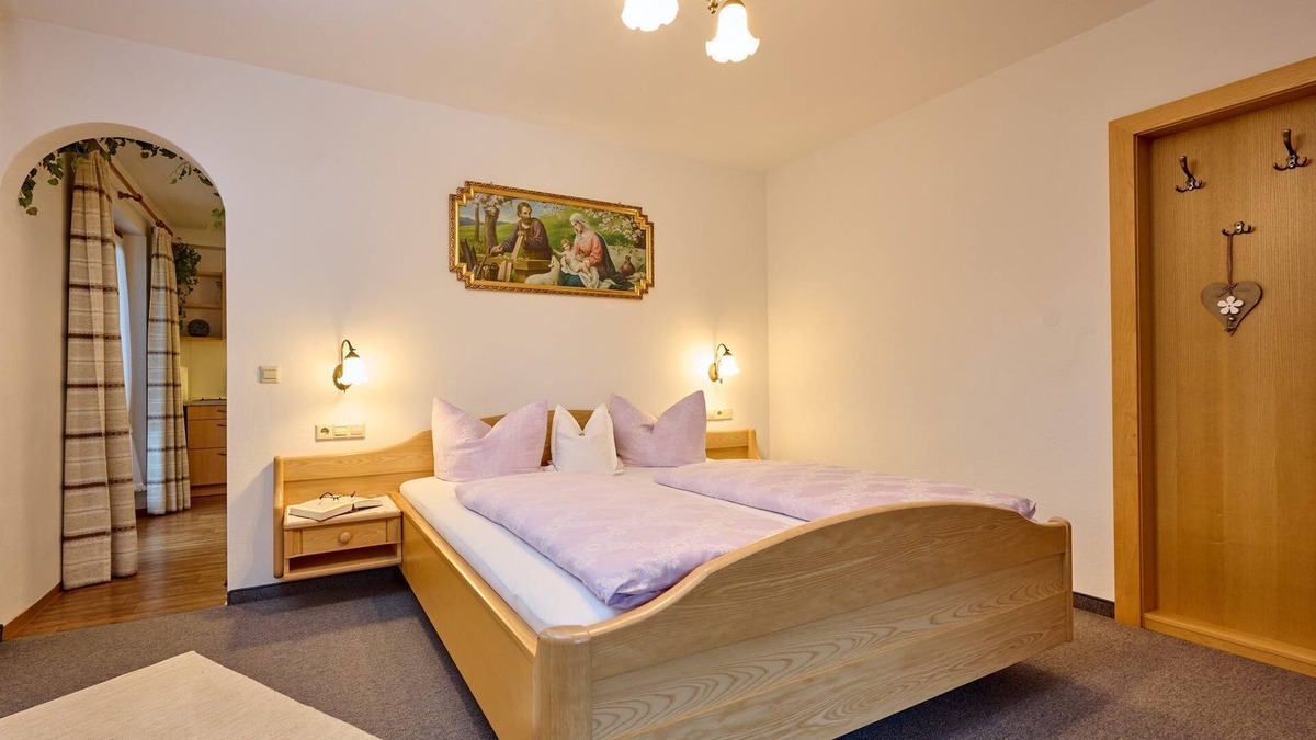 Groissenbach Apartment | (2) sonnige Ferienwohnung mit Balkon