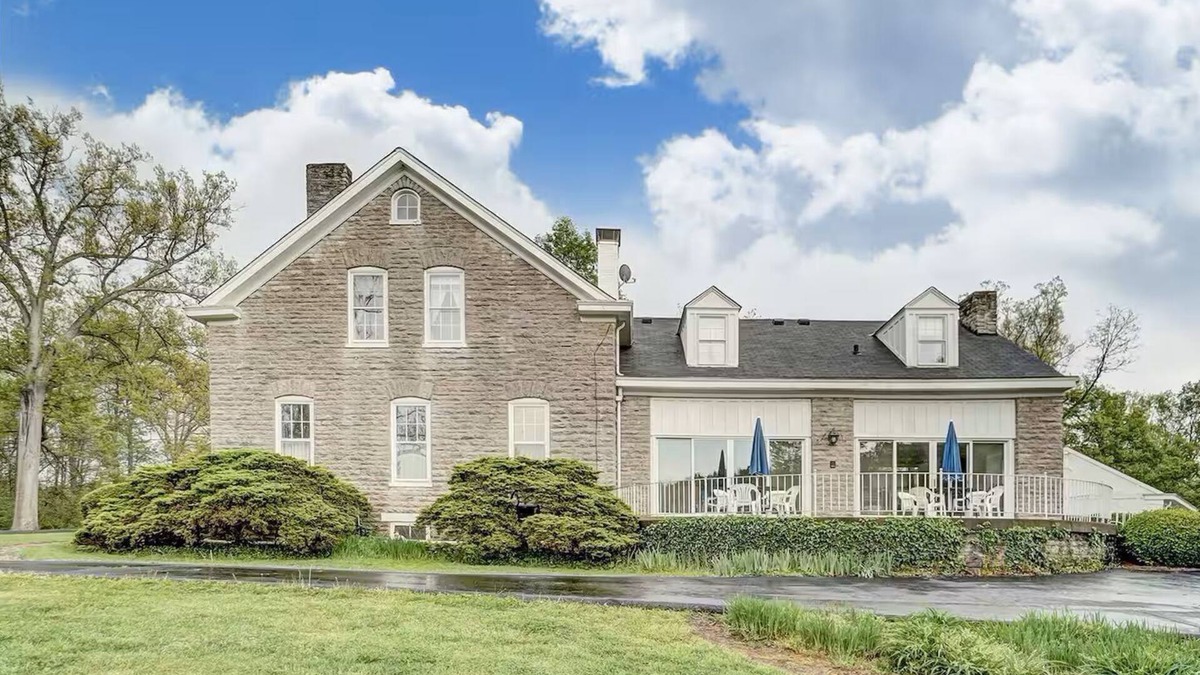 Kenton House | 2 Spacious Homes totaling 8-bedrooms with in-ground POOL and Hot Tubs