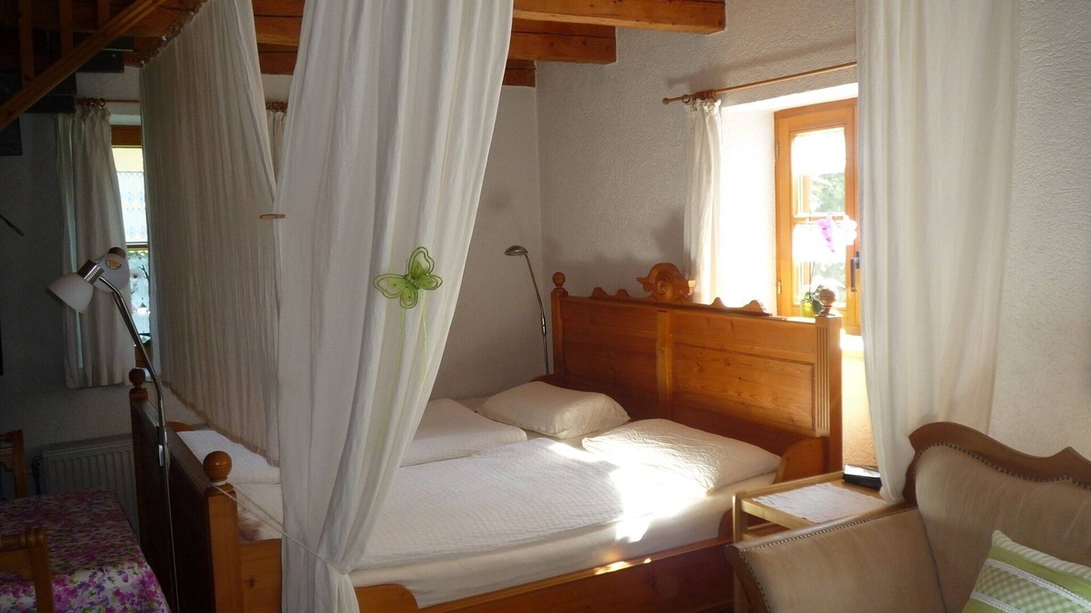 Funfstetten Apartment | 2 * star organic holiday home at the willow tent - relax and enjoy