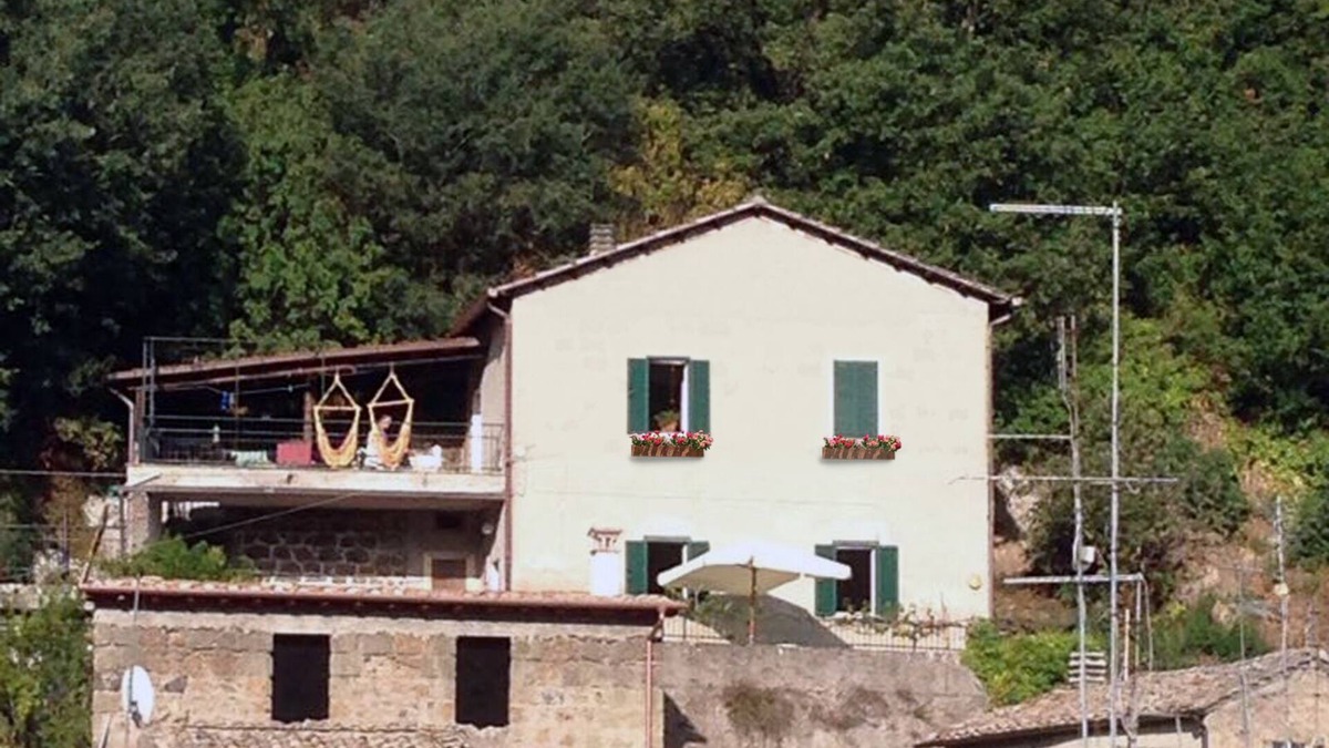Mazzano Romano House | 2-storey vacation home with 2 large terraces and sensational views