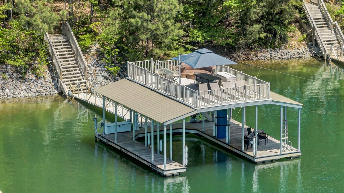Flowery Branch House | 2 story dock | hot tub | pets ok | game room