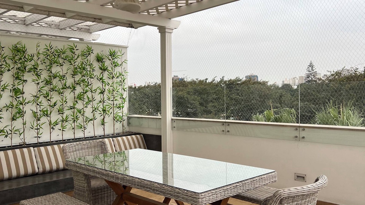 Miraflores Apartment | 2 Story Penthouse Apartment with outdoor patio